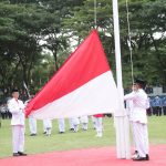 Wakapolres Bone Bolango Bersama Forkopimda Hadiri Upacara Penurunan Bendera Di HUT RI Ke-77