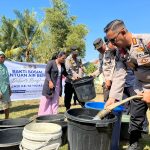 Jelang HUT Humas Polri Ke-72, Bid Humas Polda Gorontalo Salurkan Air Bersih Untuk Warga